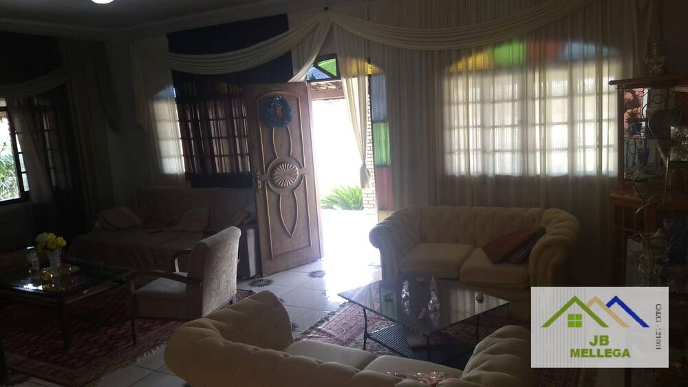 Casa à venda com 5 quartos, 237m² - Foto 36