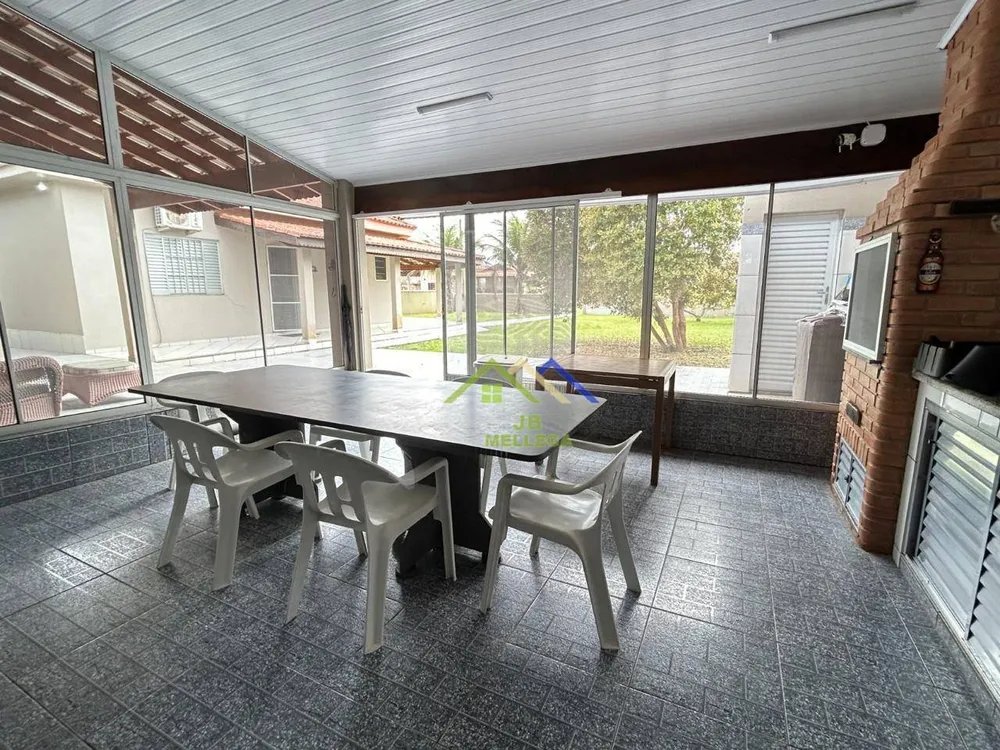 Chácara, 4 quartos, 1200 m² - Foto 2