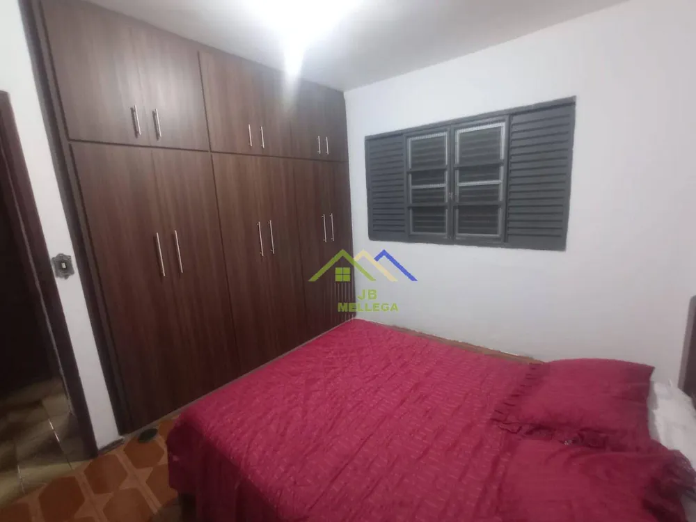 Casa, 3 quartos, 230 m² - Foto 2