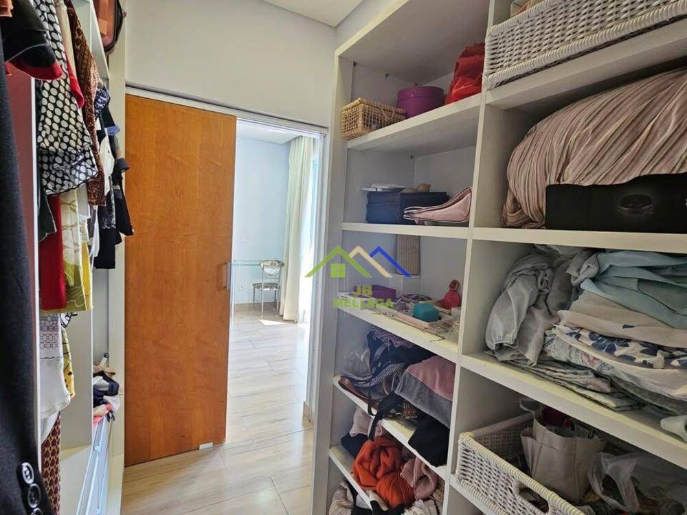 Sobrado, 3 quartos, 198 m² - Foto 1