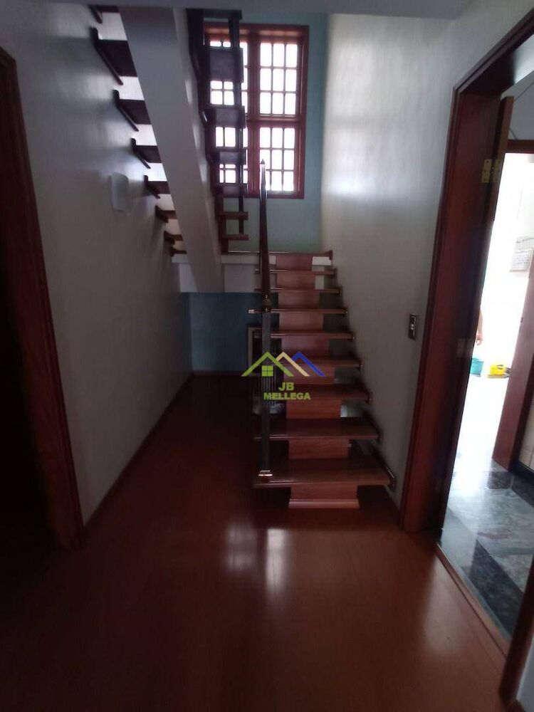 Sobrado, 3 quartos, 264 m² - Foto 2