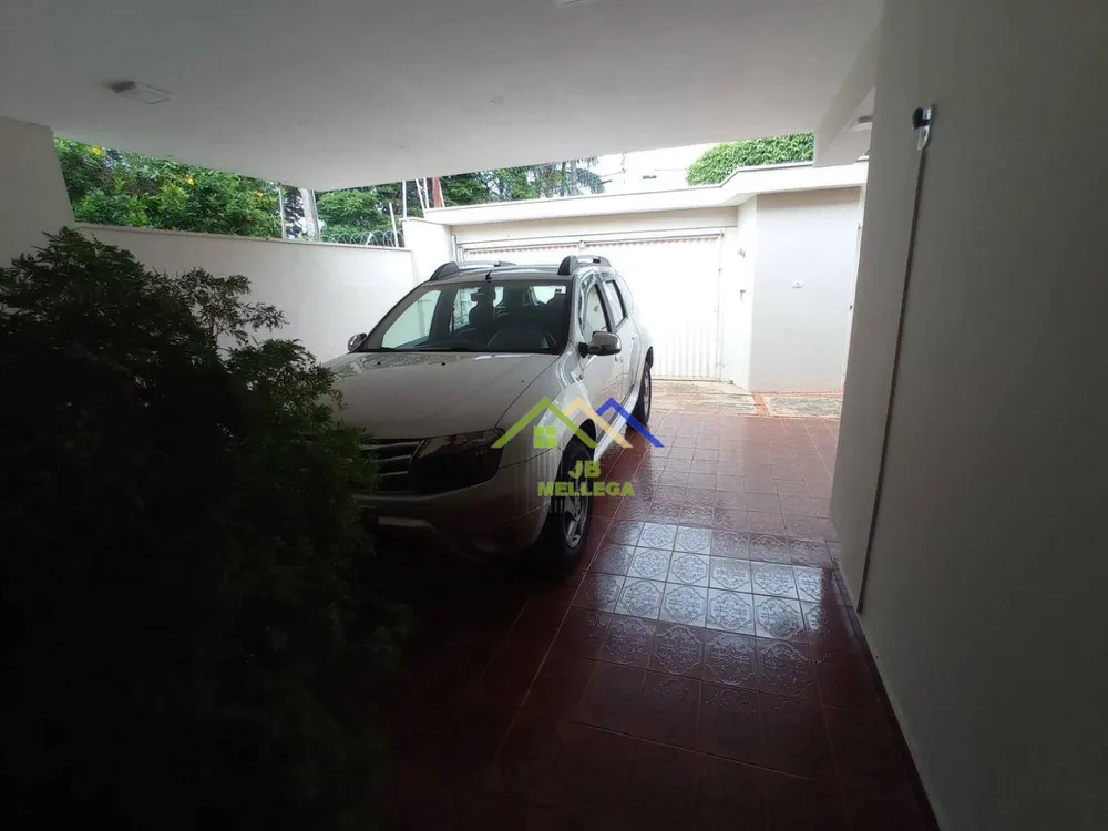 Casa, 3 quartos, 263 m² - Foto 2
