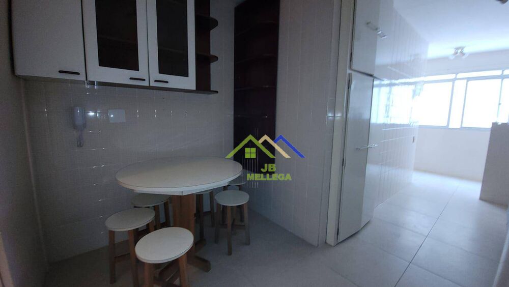 Apartamento, 3 quartos, 120 m² - Foto 2