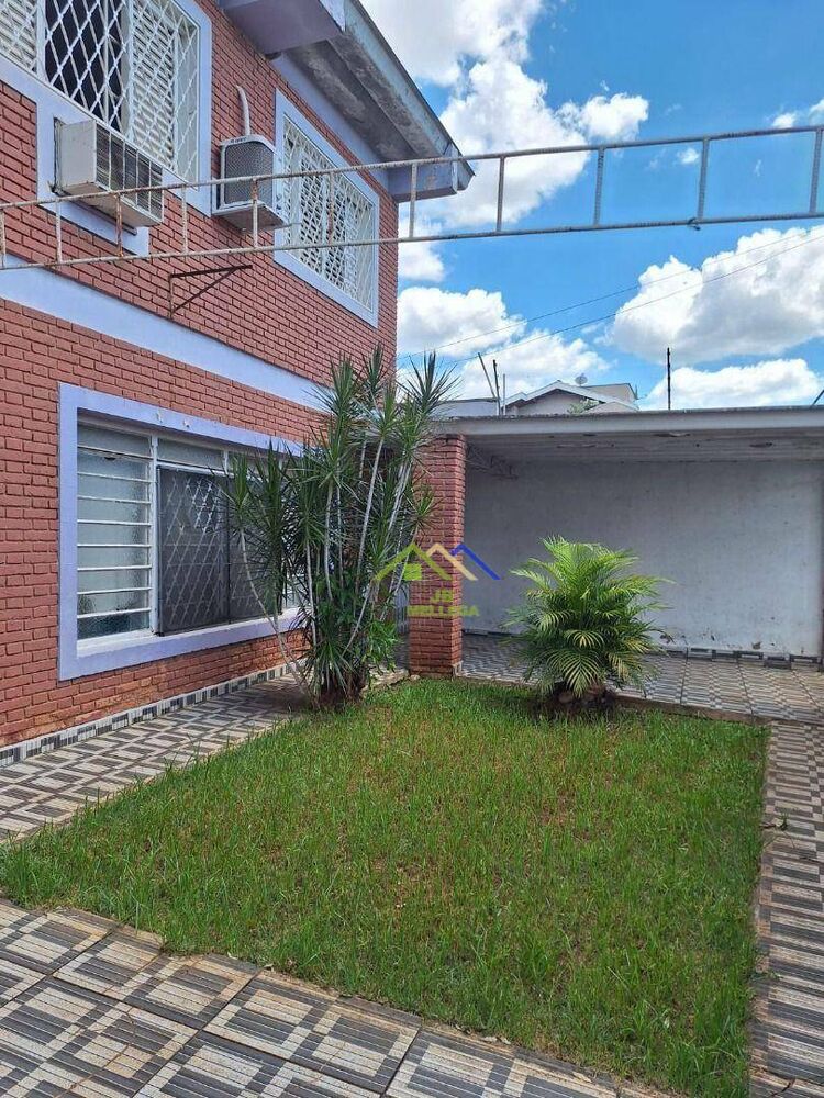 Sobrado, 4 quartos, 396 m² - Foto 1