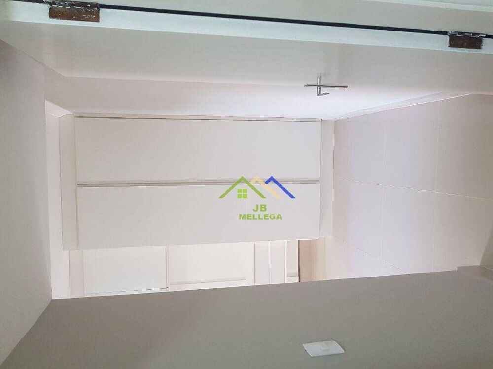 Apartamento à venda com 2 quartos, 63m² - Foto 4