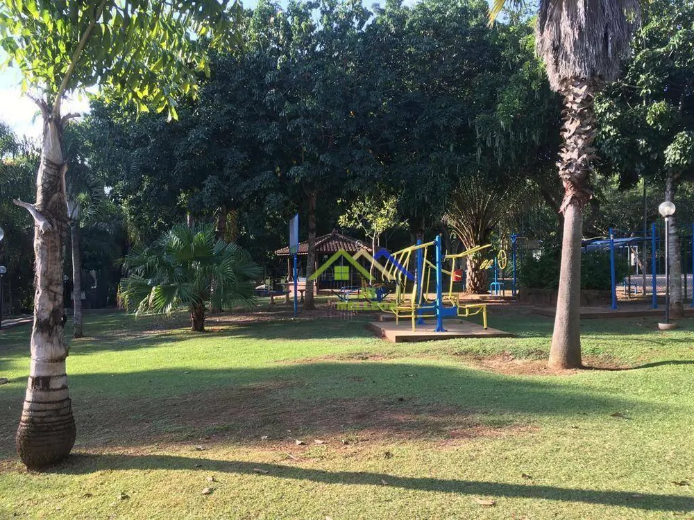 Loteamento e Condomínio, 1100 m² - Foto 13