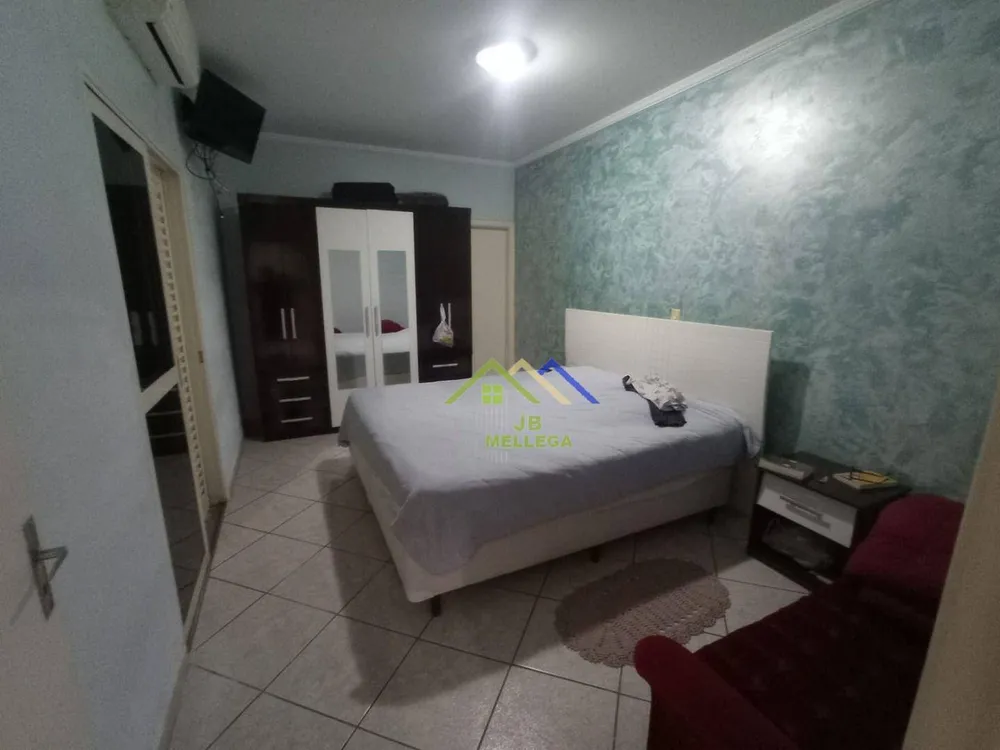 Casa, 3 quartos, 200 m² - Foto 8