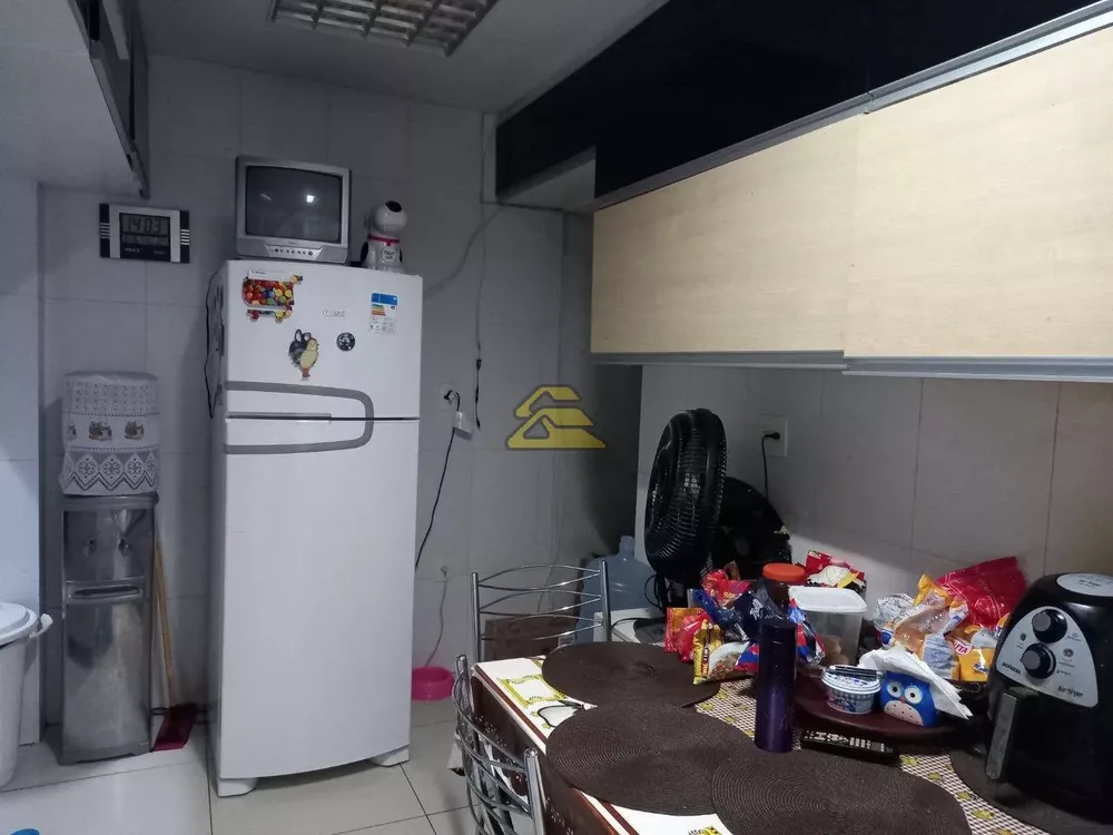 Casa, 3 quartos, 222 m² - Foto 13