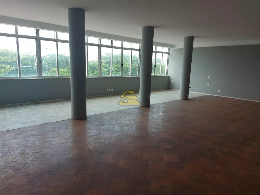 Apartamento à venda com 4 quartos, 311m² - Foto 1