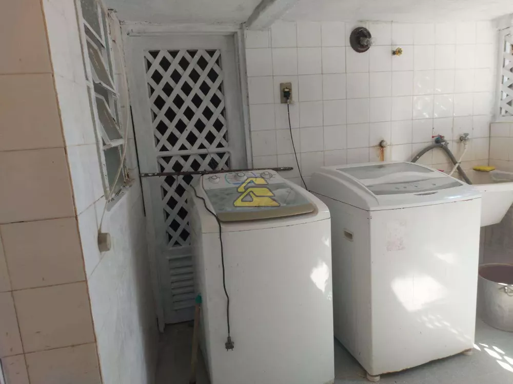 Casa, 3 quartos, 278 m² - Foto 28