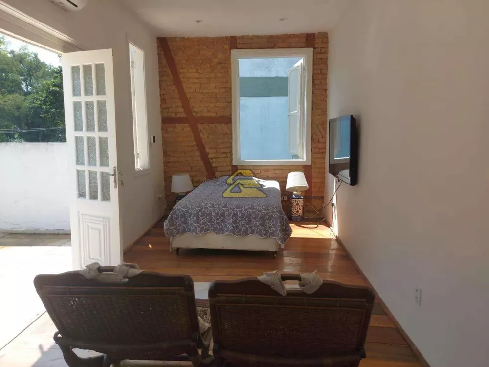 Casa, 3 quartos, 278 m² - Foto 22