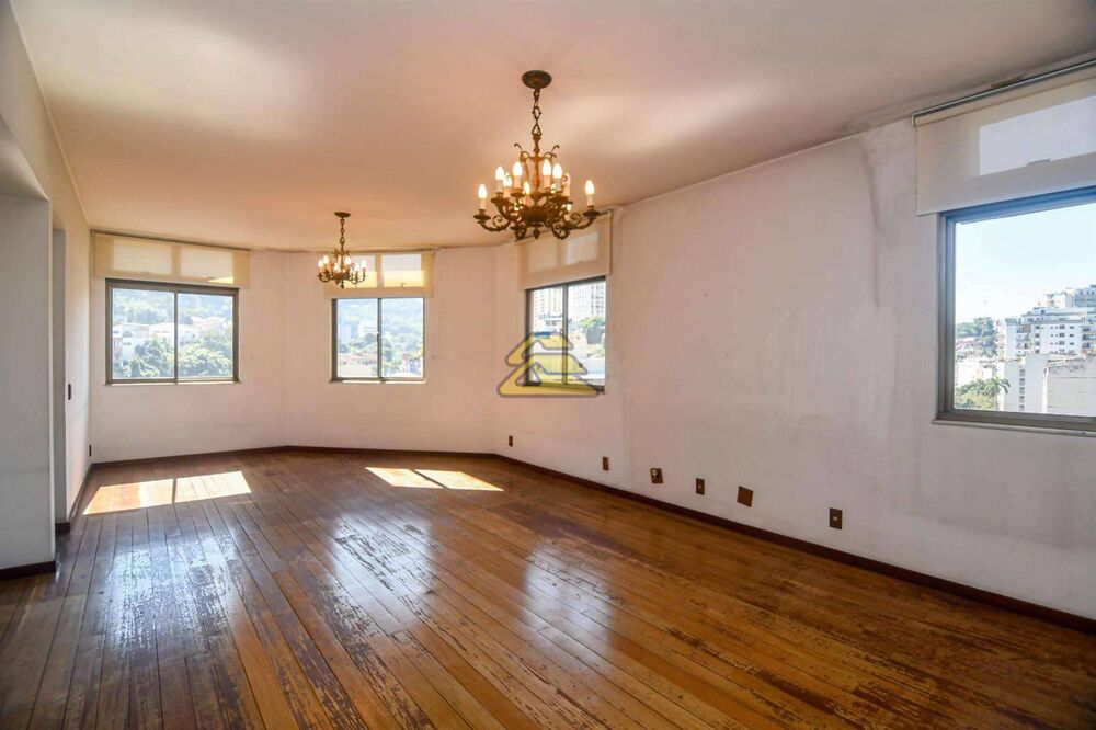 Apartamento, 3 quartos, 121 m² - Foto 1