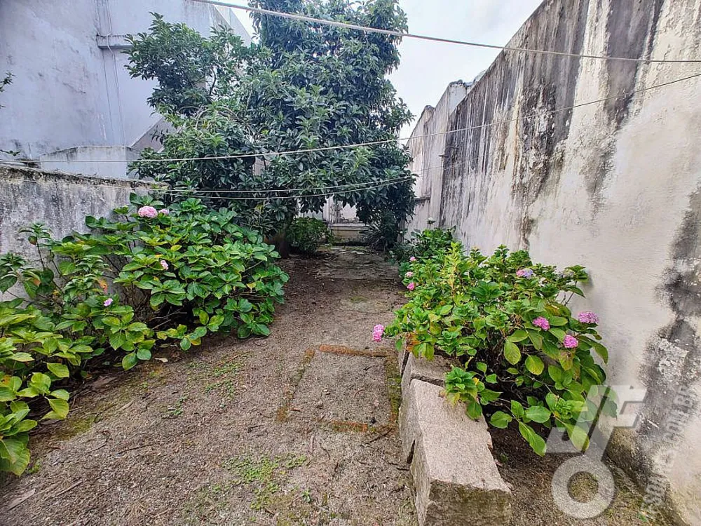 Casa, 3 quartos, 229 m² - Foto 3