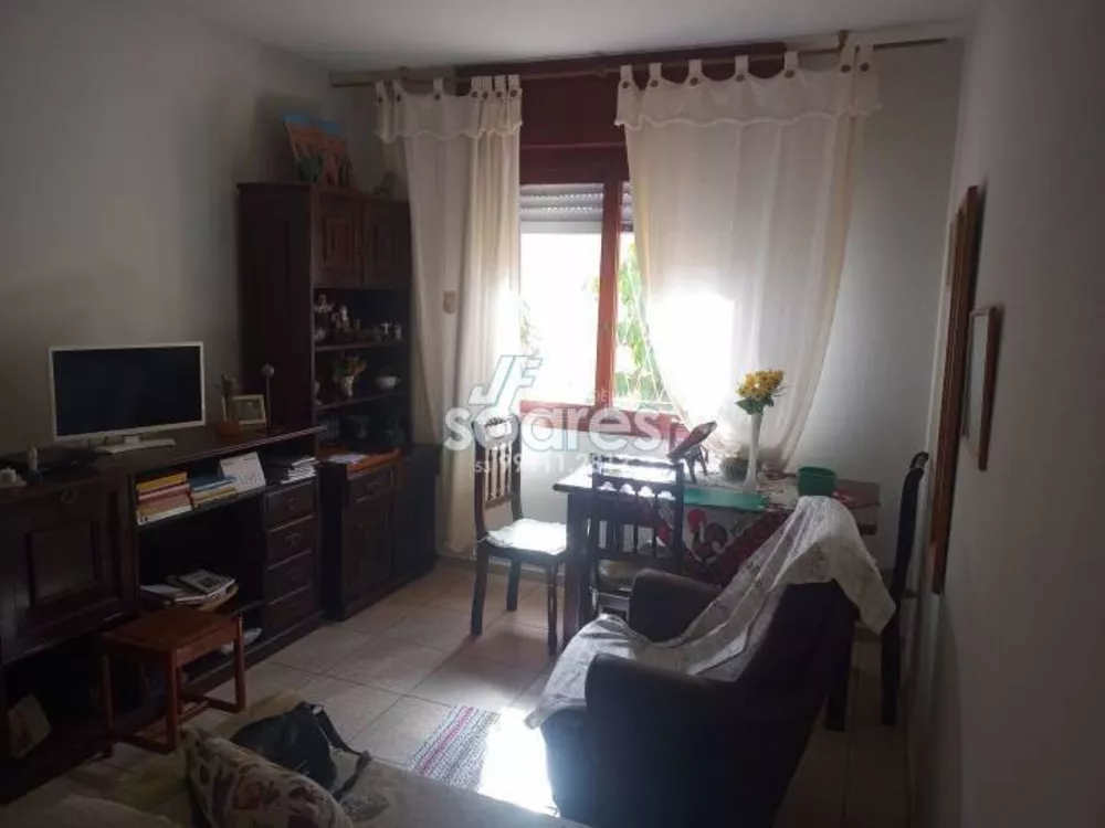 Apartamento à venda com 2 quartos, 74m² - Foto 2