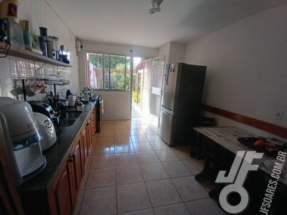 Sobrado, 3 quartos, 248 m² - Foto 1
