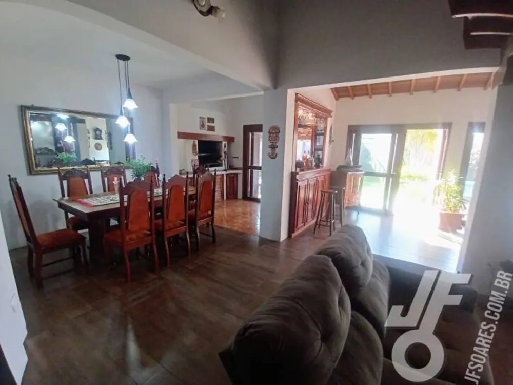 Sobrado, 3 quartos, 248 m² - Foto 4