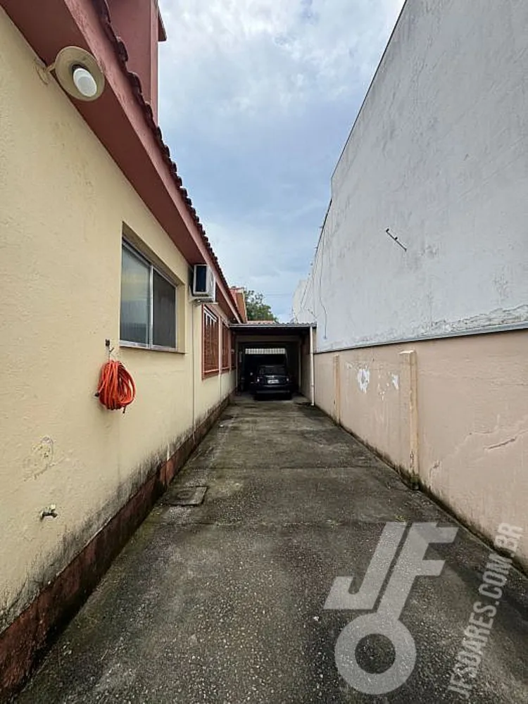 Casa, 5 quartos, 267 m² - Foto 4