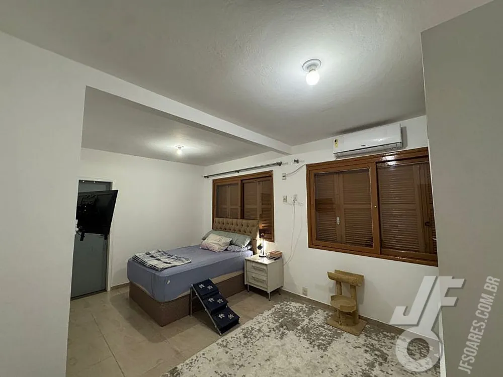 Casa, 5 quartos, 267 m² - Foto 2