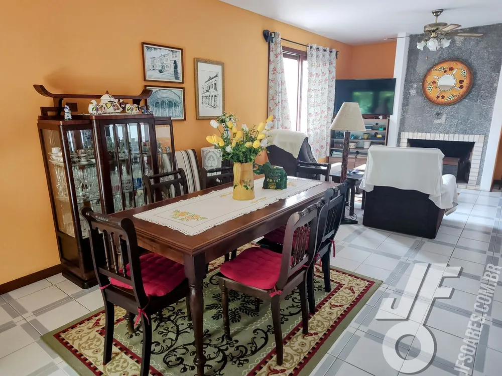 Casa, 4 quartos, 348 m² - Foto 2