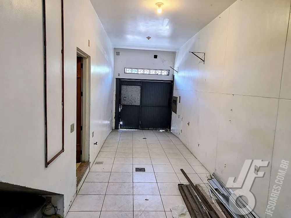 Sobrado, 3 quartos, 322 m² - Foto 2