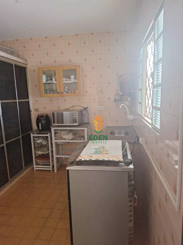 Casa à venda com 4 quartos, 162m² - Foto 4