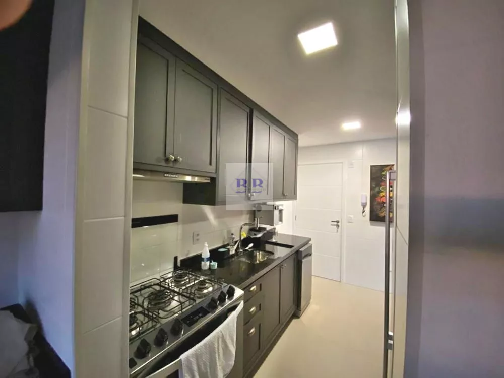 Apartamento à venda com 3 quartos, 137m² - Foto 5