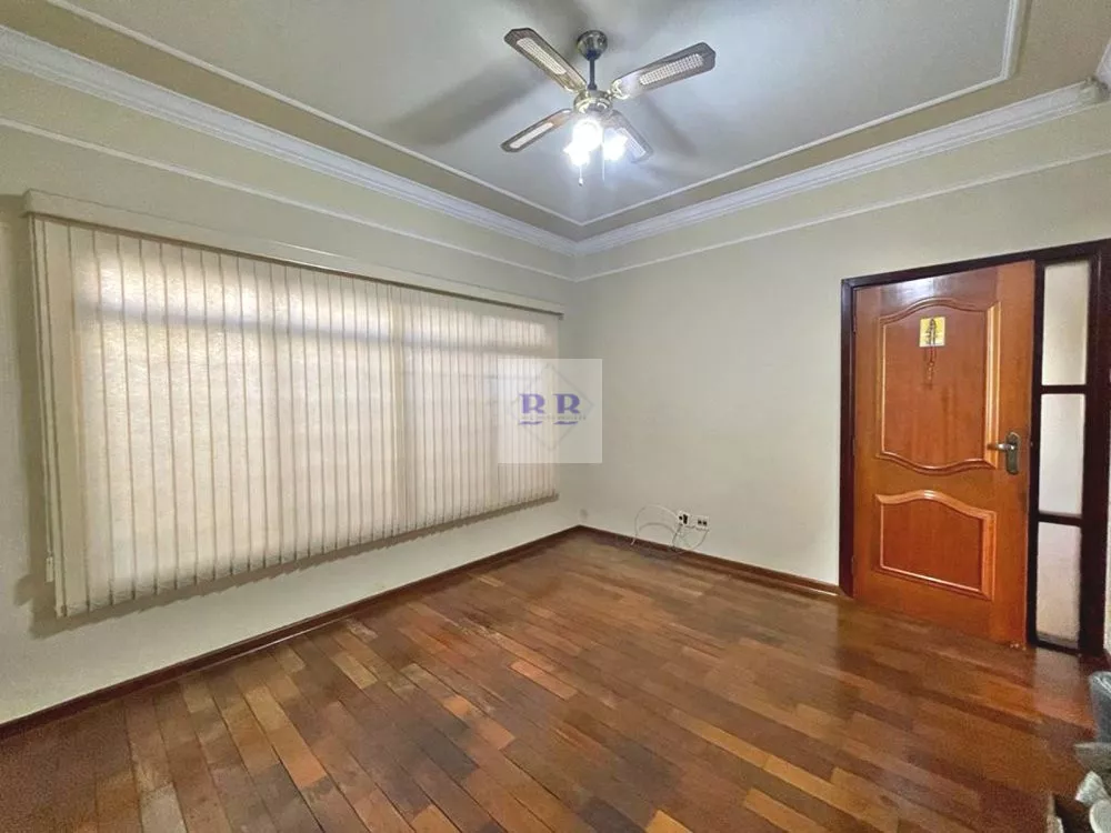 Casa à venda com 3 quartos, 185m² - Foto 8