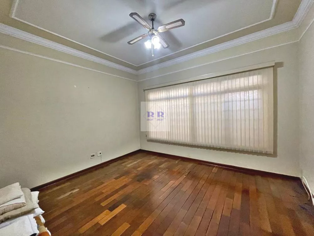 Casa à venda com 3 quartos, 185m² - Foto 5