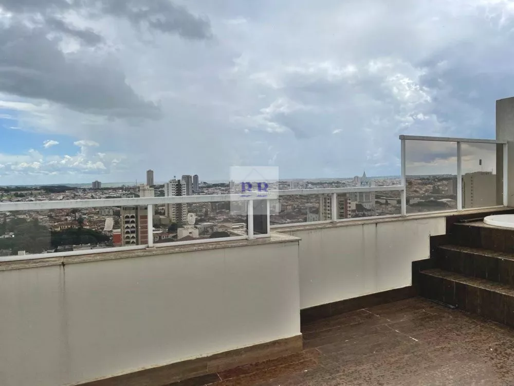 Apartamento à venda com 3 quartos, 240m² - Foto 7