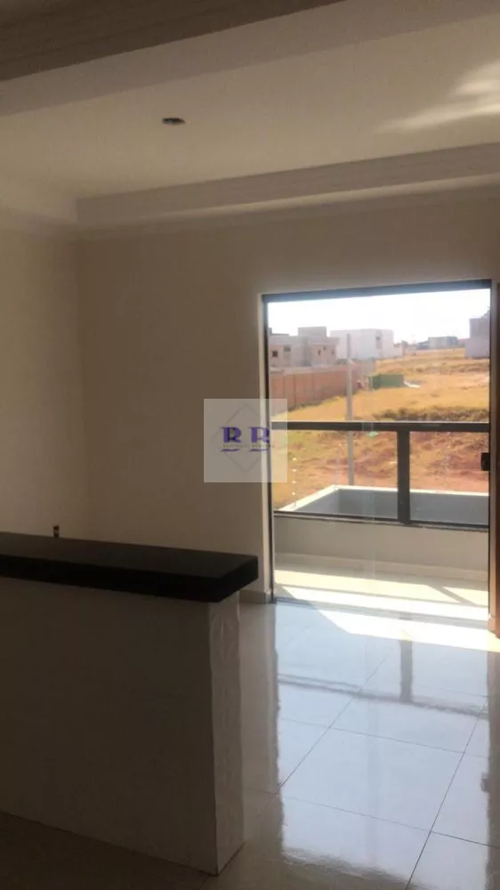 Apartamento à venda com 2 quartos, 84m² - Foto 3