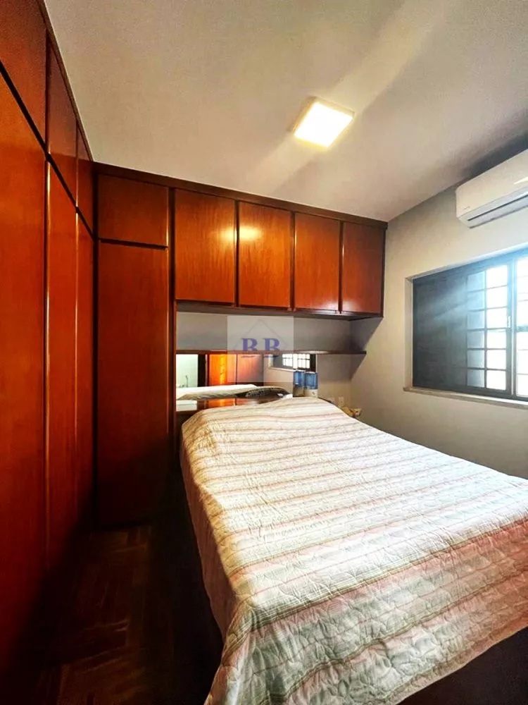 Casa à venda com 3 quartos, 200m² - Foto 8