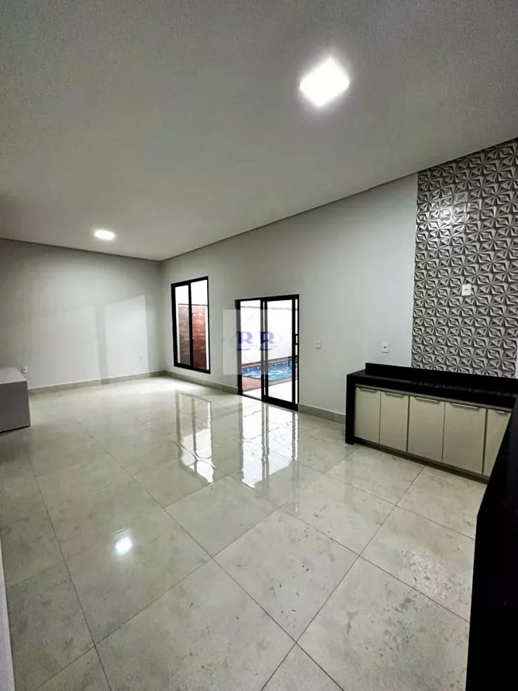 Casa à venda com 3 quartos, 140m² - Foto 4