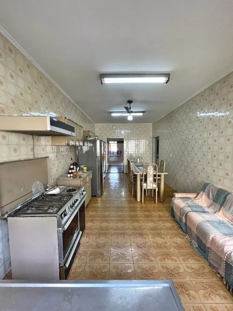 Casa à venda com 3 quartos, 171m² - Foto 4