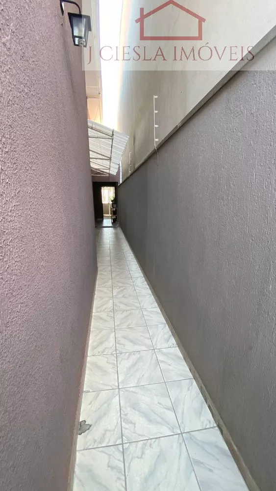 Casa à venda com 5 quartos, 188m² - Foto 7