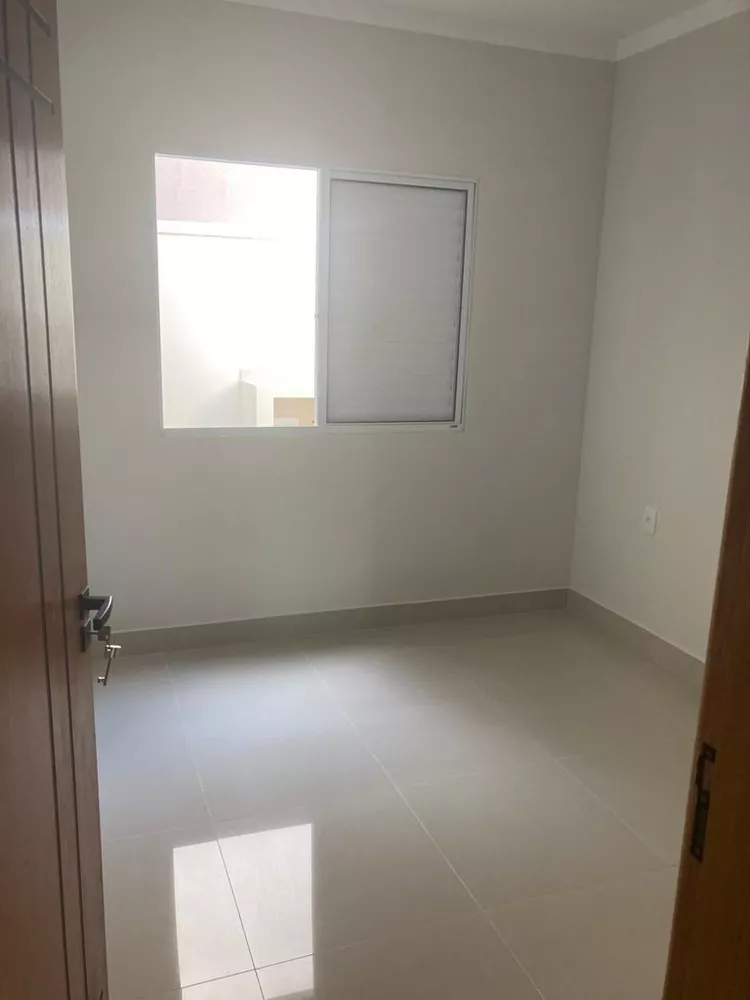 Casa à venda com 3 quartos, 150m² - Foto 4