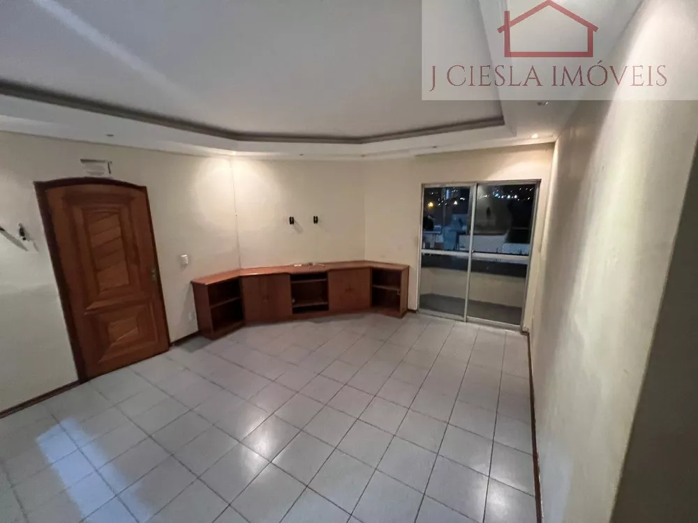 Apartamento à venda com 2 quartos, 61m² - Foto 1