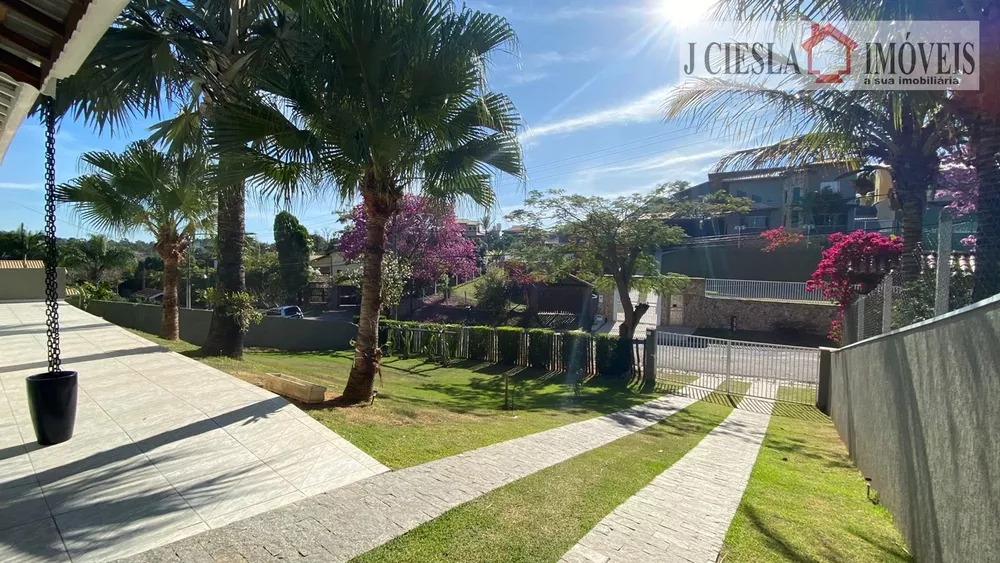 Casa de Condomínio à venda com 3 quartos, 280m² - Foto 1