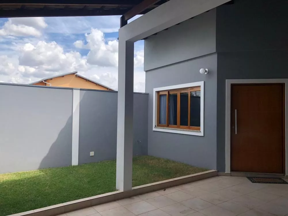 Casa à venda com 3 quartos, 143m² - Foto 2