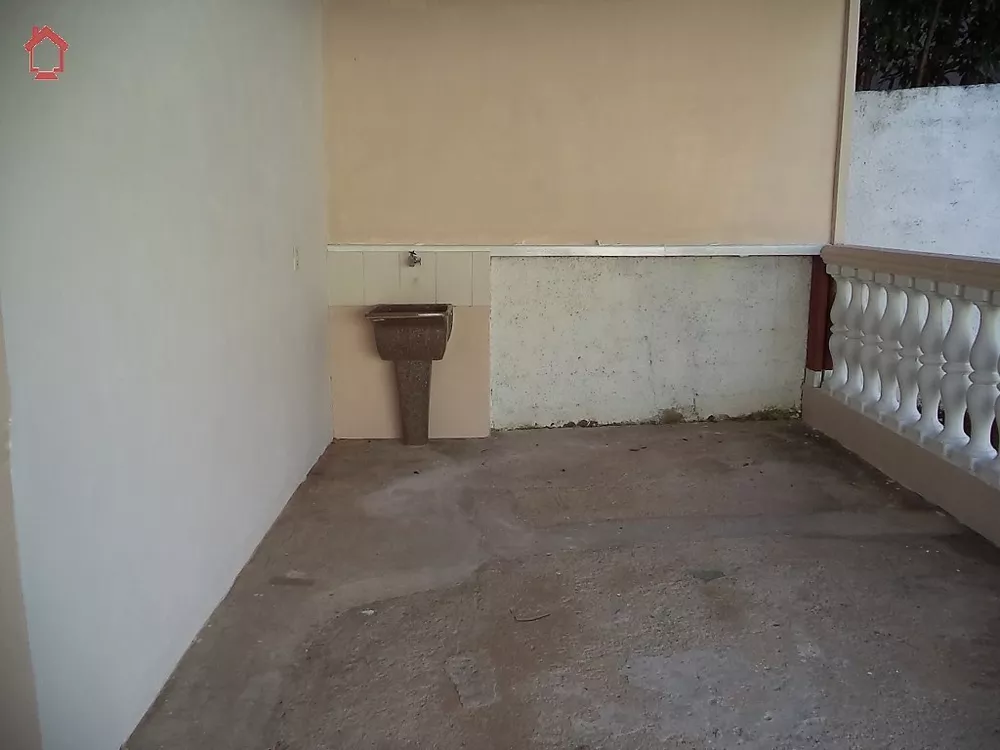 Chácara à venda com 5 quartos, 600m² - Foto 9