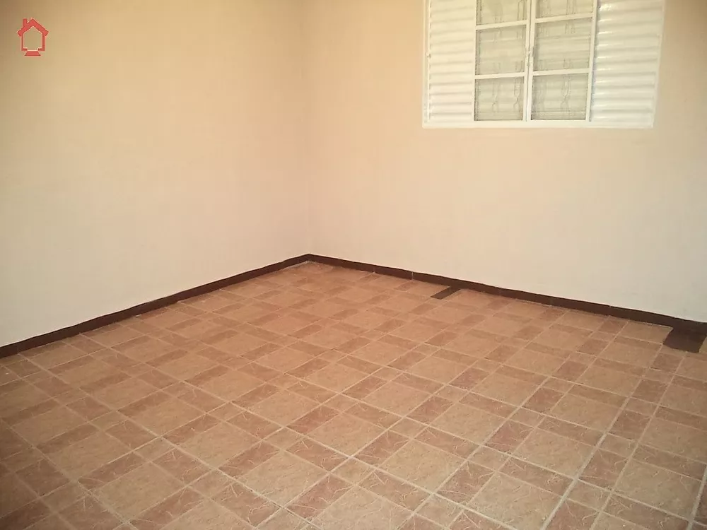 Chácara à venda com 5 quartos, 600m² - Foto 8