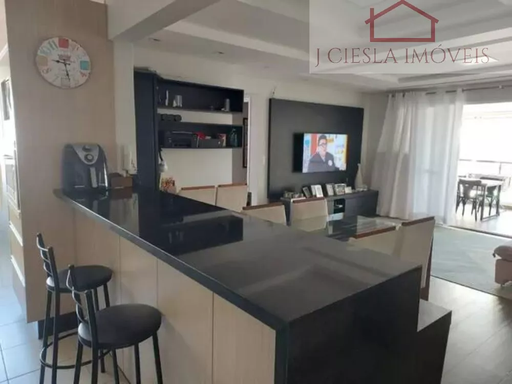 Apartamento à venda com 2 quartos, 100m² - Foto 3