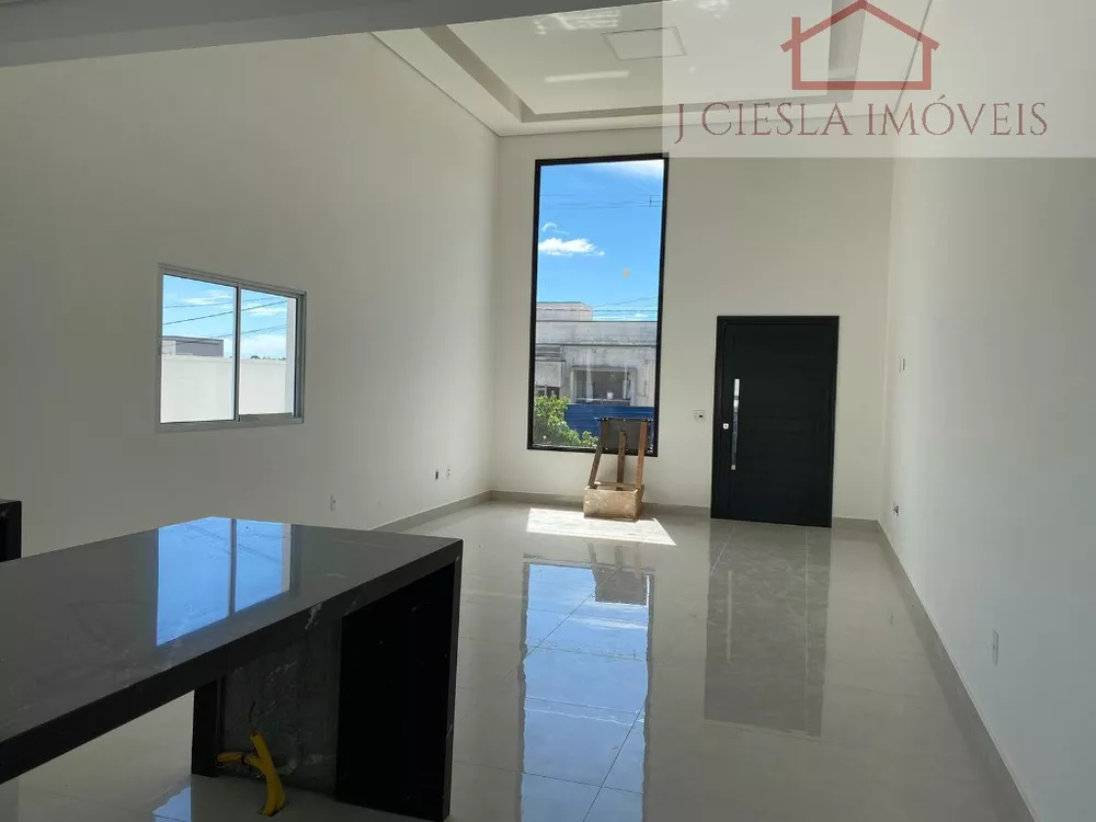 Casa de Condomínio à venda com 3 quartos, 150m² - Foto 1