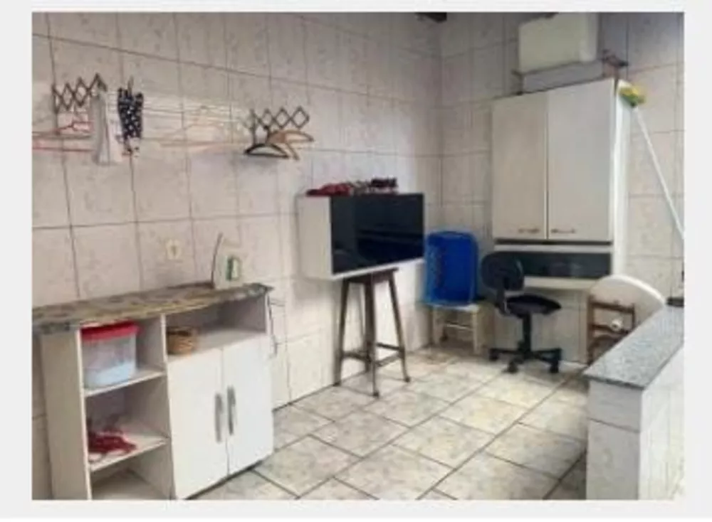 Casa à venda com 3 quartos, 130m² - Foto 4