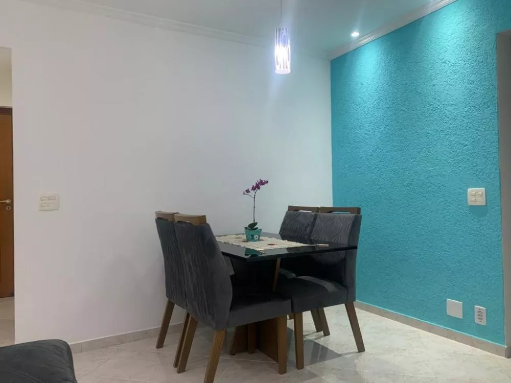 Apartamento à venda com 2 quartos, 70m² - Foto 4