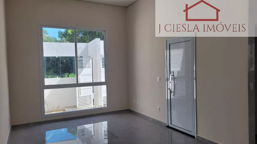 Casa à venda com 3 quartos, 220m² - Foto 8