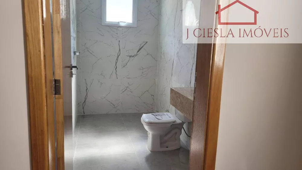 Casa à venda com 3 quartos, 220m² - Foto 5