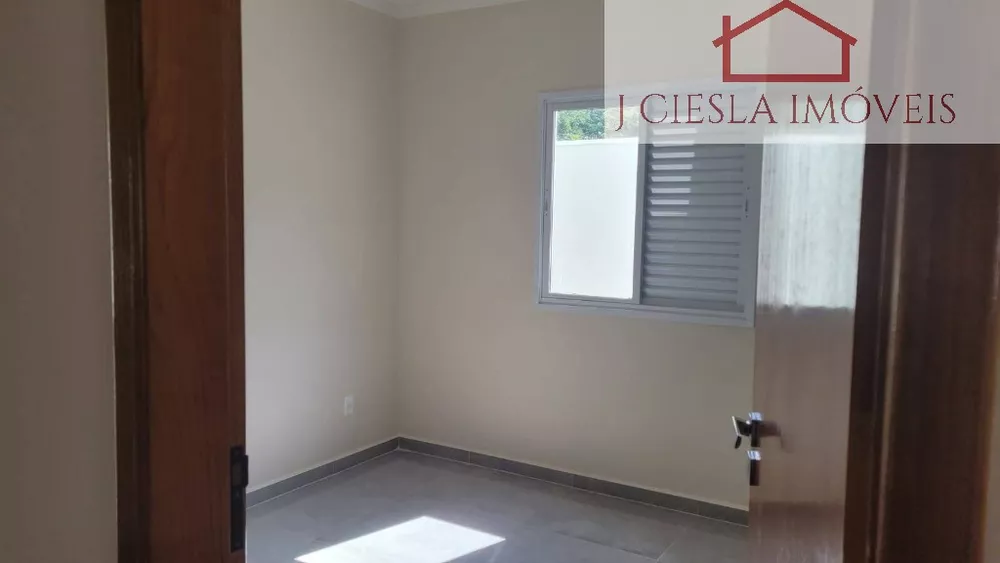 Casa à venda com 3 quartos, 220m² - Foto 6