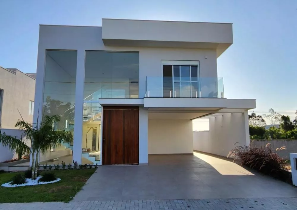 Casa de Condomínio à venda com 4 quartos, 253m² - Foto 1