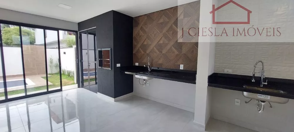 Casa de Condomínio à venda com 4 quartos, 160m² - Foto 1