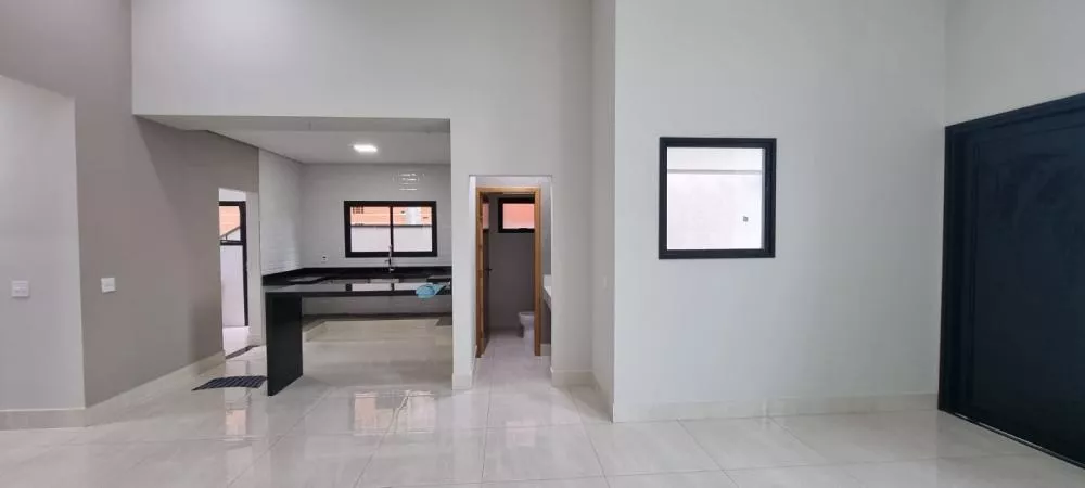 Casa de Condomínio à venda com 3 quartos, 210m² - Foto 1